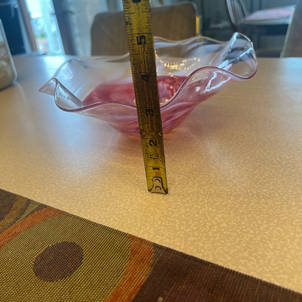 Murano Pink and Clear Swirl Glass Art bowl. Beautiful no chips - Picture 9 of 9